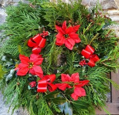 Wreath Large With Pointsettia And Ribbon